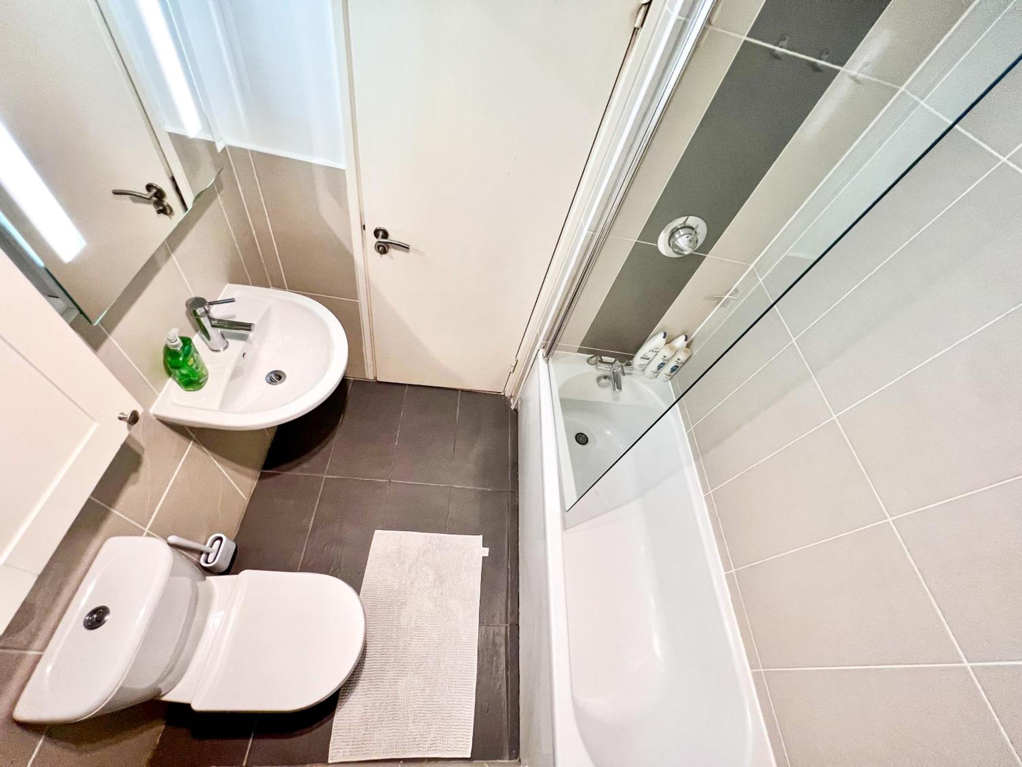 Great River Thames View Entire Apartment In The Most Central ロンドン エクステリア 写真